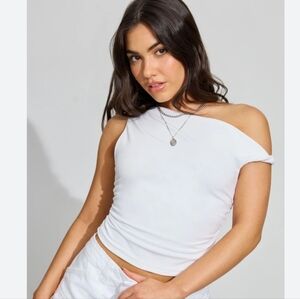 Garage Size XS One Shoulder Twisted Top Like NEW